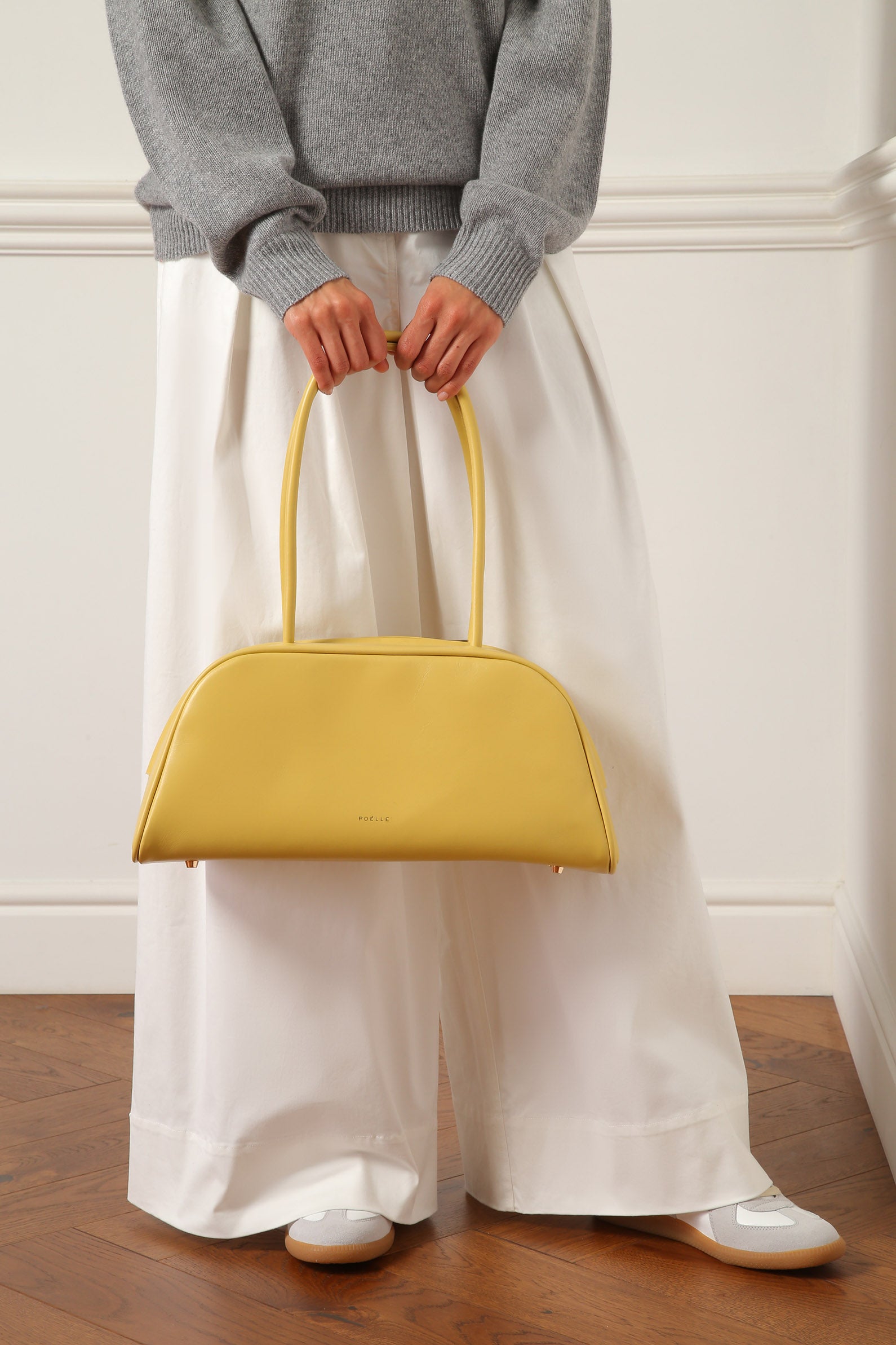 Queen bag in Yellow