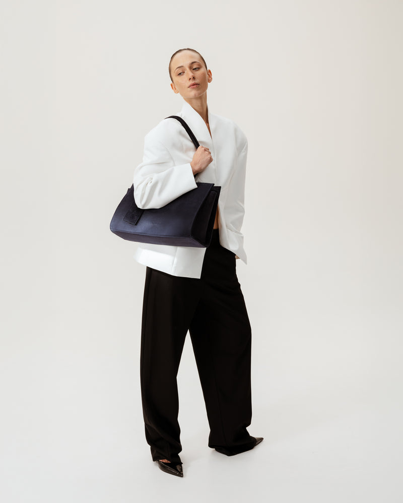 Medium Carolyn Tote Bag in Navy
