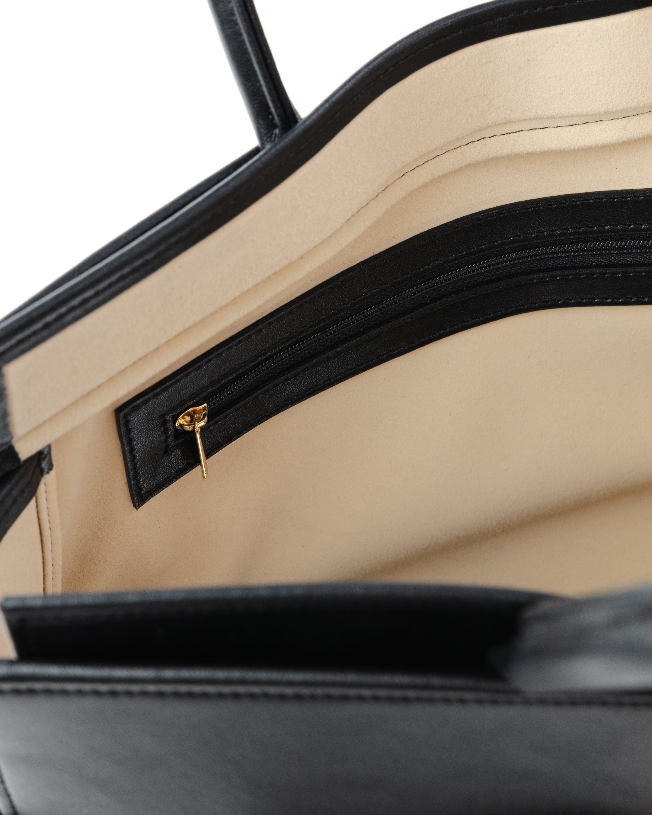 Object № 03 Bag Medium in Black