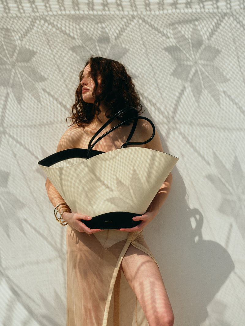 Comparing Canvas vs Leather Handbag Totes