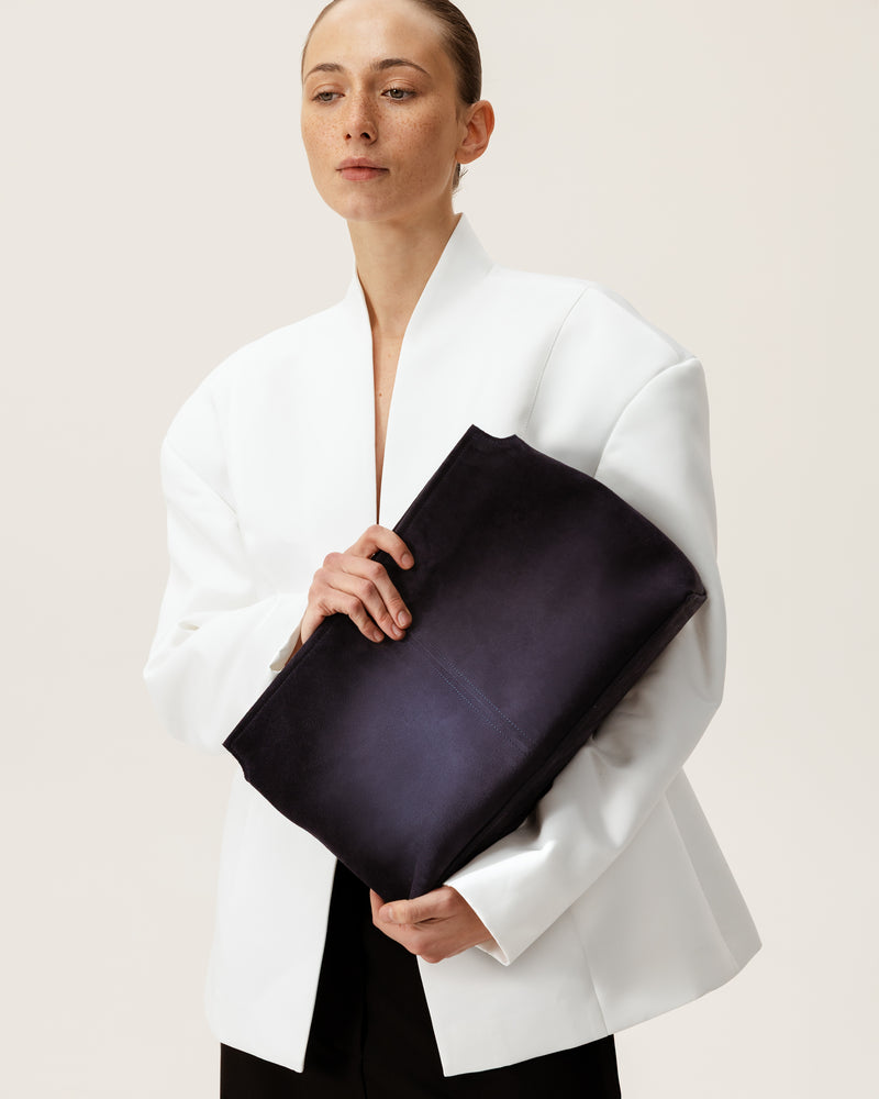 Elza Clutch in Navy