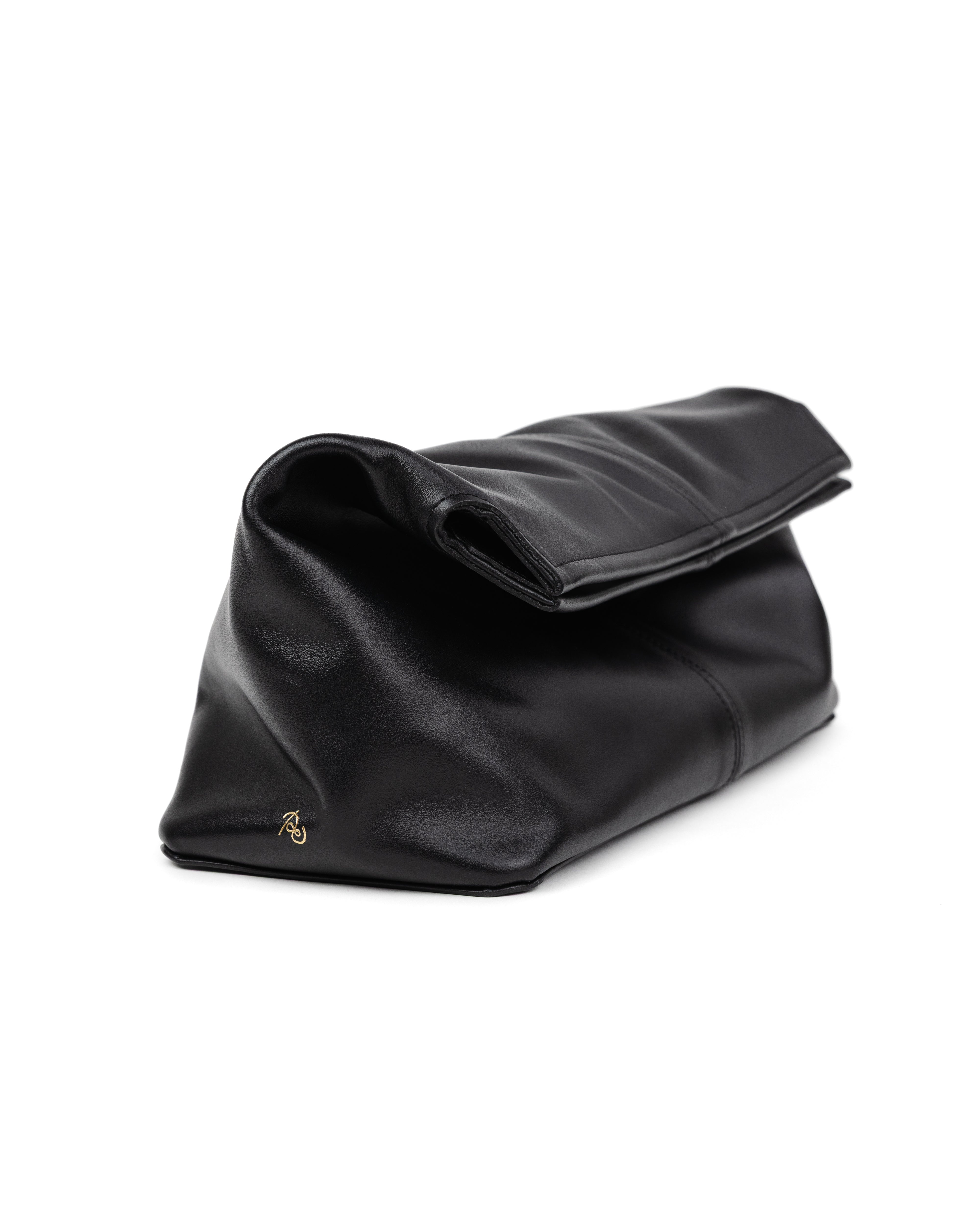 Elza Clutch in Black — Poelle